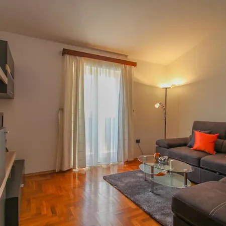 Apartment Nada *
